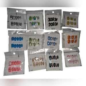 Press On Nail Bundle - Size Small